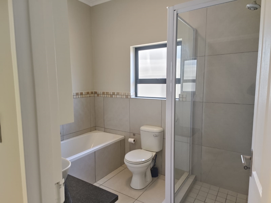 To Let 3 Bedroom Property for Rent in Parklands North Western Cape